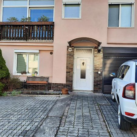 Апартаменты Apartman Polni 930 Глубока-над-Влтавой Экстерьер фото