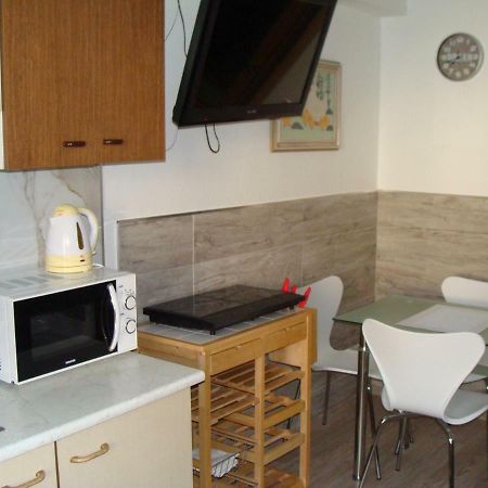 Апартаменты Apartman Polni 930 Глубока-над-Влтавой Экстерьер фото