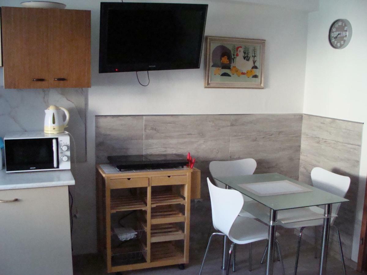 Апартаменты Apartman Polni 930 Глубока-над-Влтавой Экстерьер фото